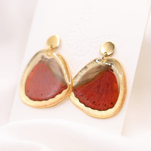 Red Wing Earrings Round Post Gold Edge